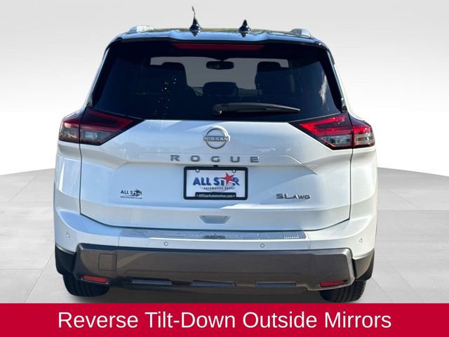 Used 2025 Nissan Rogue SL w/ Tech Package image 9