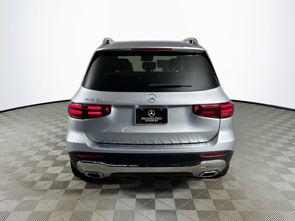 New 2026 Mercedes-Benz GLB 250 image 6
