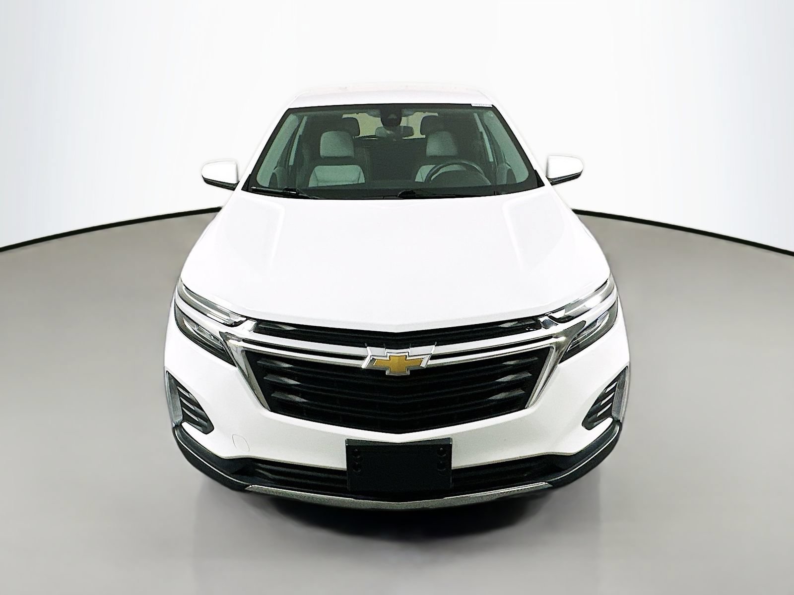 Used 2023 Chevrolet Equinox LT FWD image 2