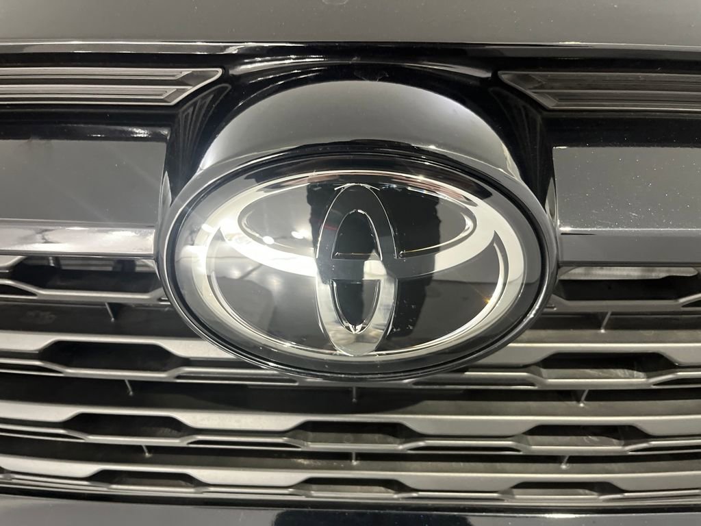 Used 2025 Toyota RAV4 LE image 36