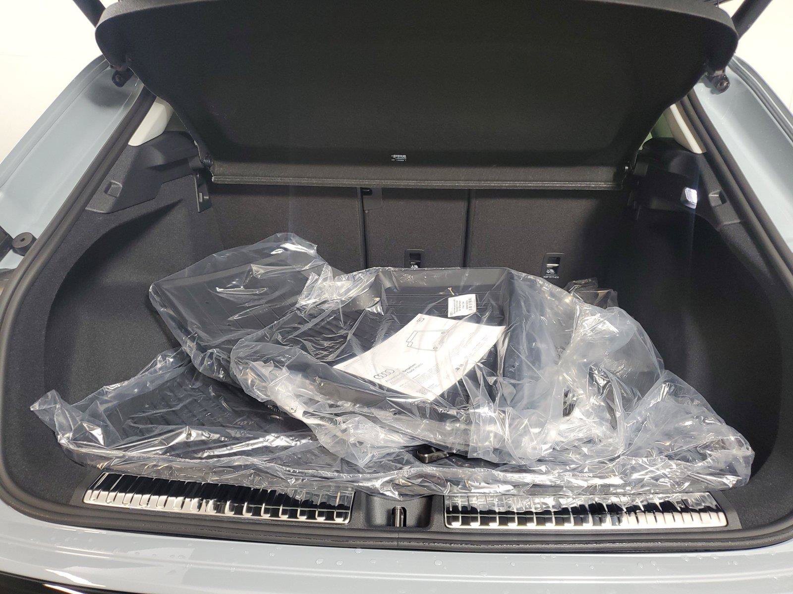 New 2026 Audi Q3 quattro 2.0T AWD/4WD image 9