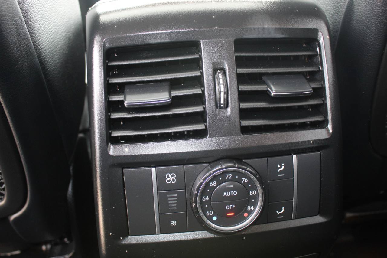 Used 2014 Mercedes-Benz GL 550 4MATIC image 24