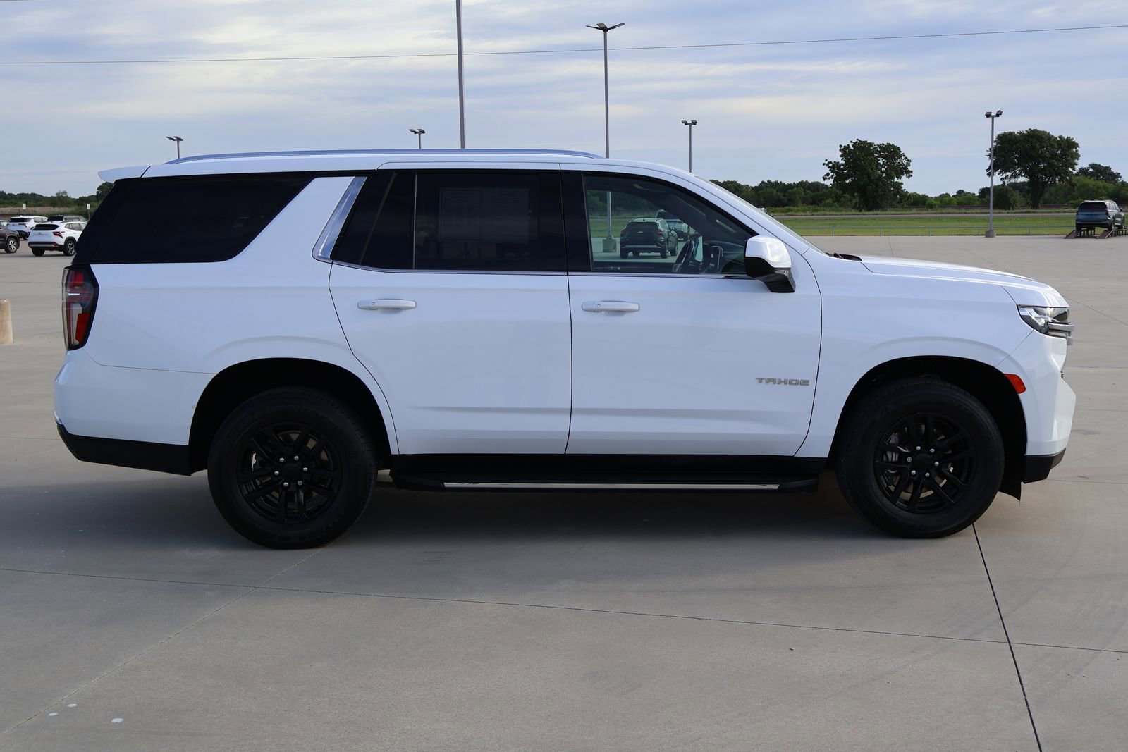 Used 2021 Chevrolet Tahoe LS RWD image 5