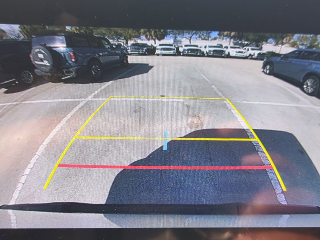 Used 2022 Toyota Tundra SR5 w/ SR5 Convenience Package image 23