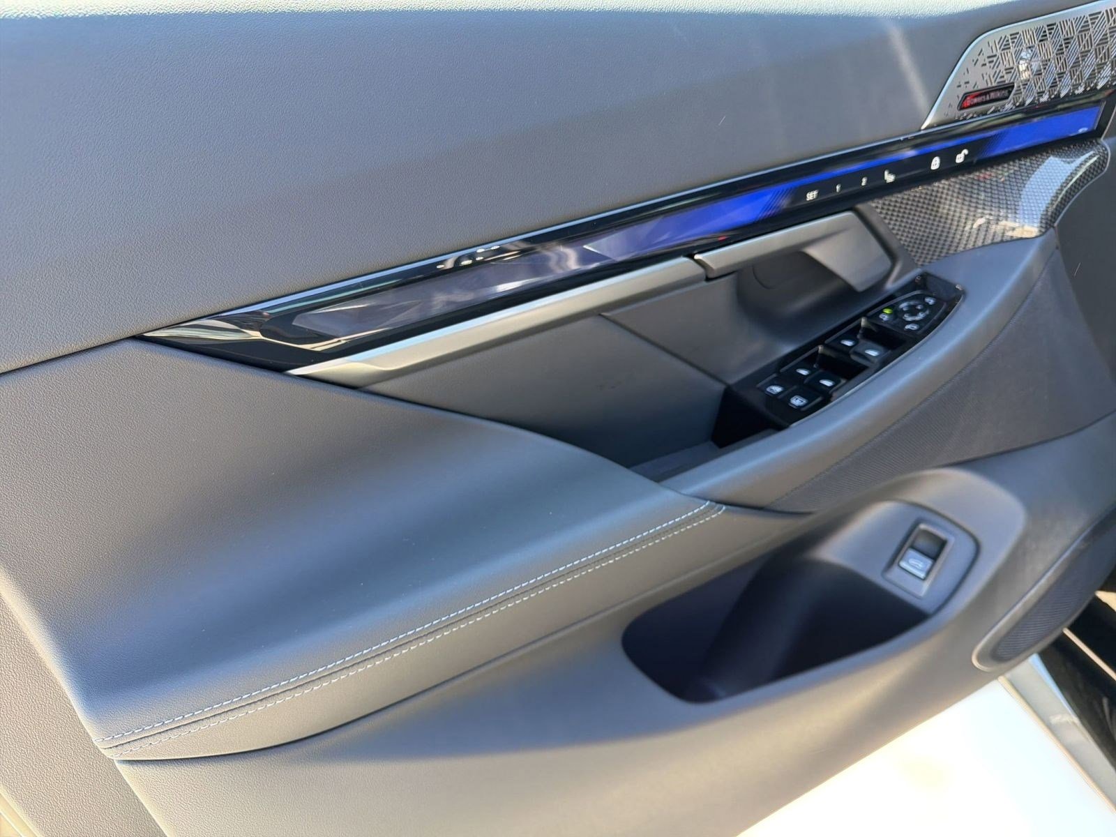 New 2026 BMW M5 w/ Executive Package AWD/4WD image 12