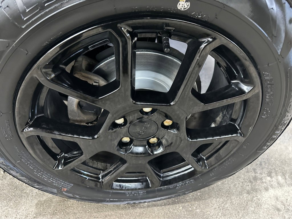 Used 2020 Jeep Renegade Altitude FWD image 19