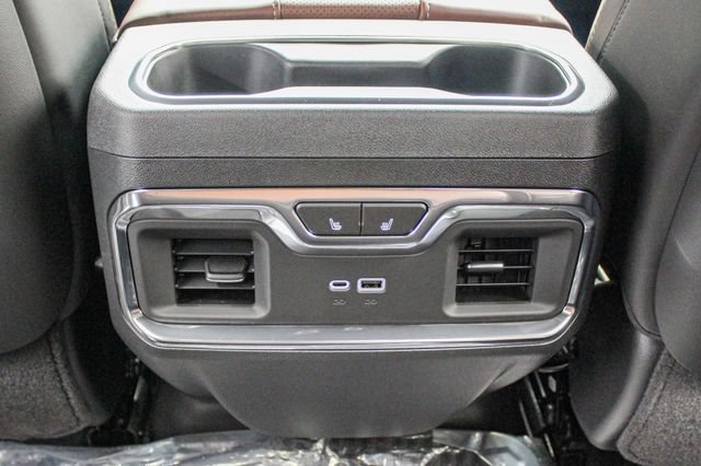 New 2026 GMC Sierra 2500 Denali Ultimate w/ LPO, Black Badging Package AWD/4WD image 29