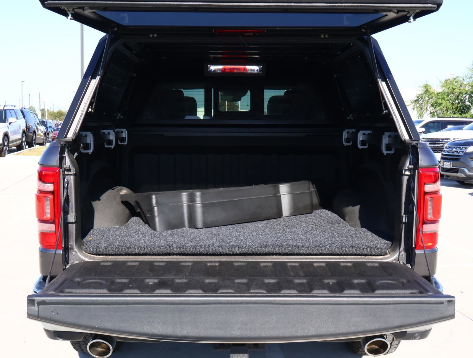 Used 2023 RAM 1500 Laramie image 8