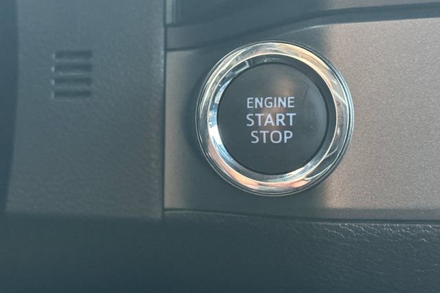 Certified 2017 Toyota Tacoma TRD Sport image 31