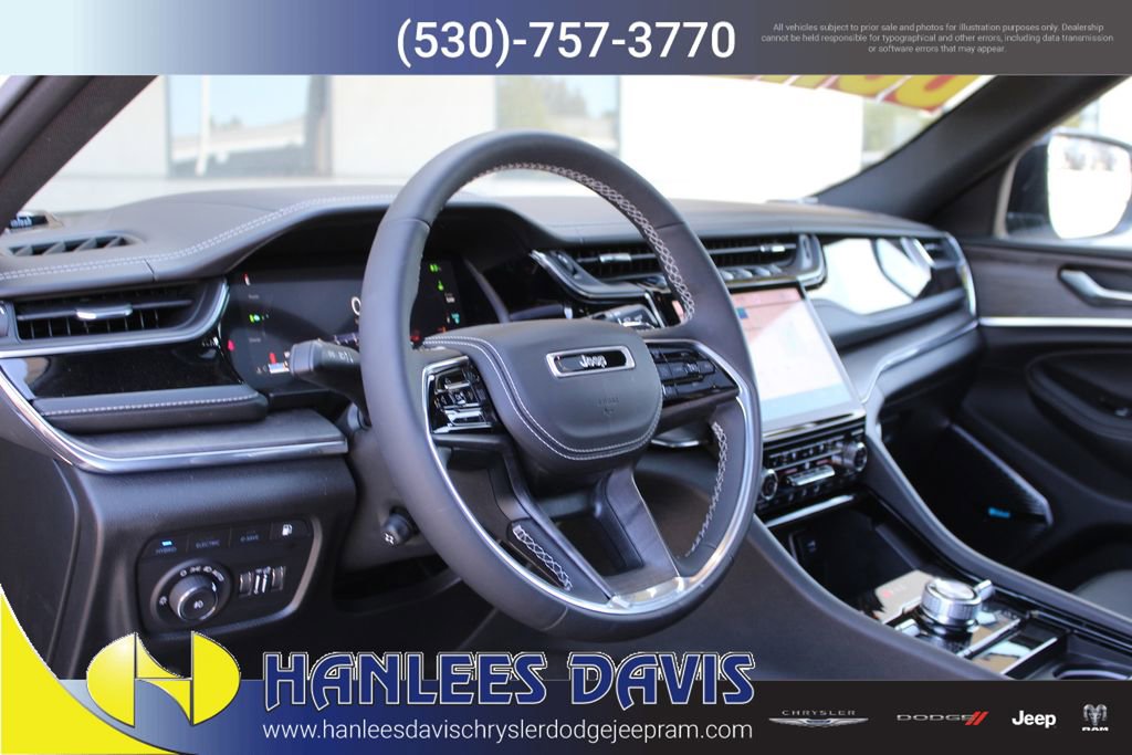 New 2023 Jeep Grand Cherokee Overland w/ MOPAR Finishing Package AWD/4WD image 12