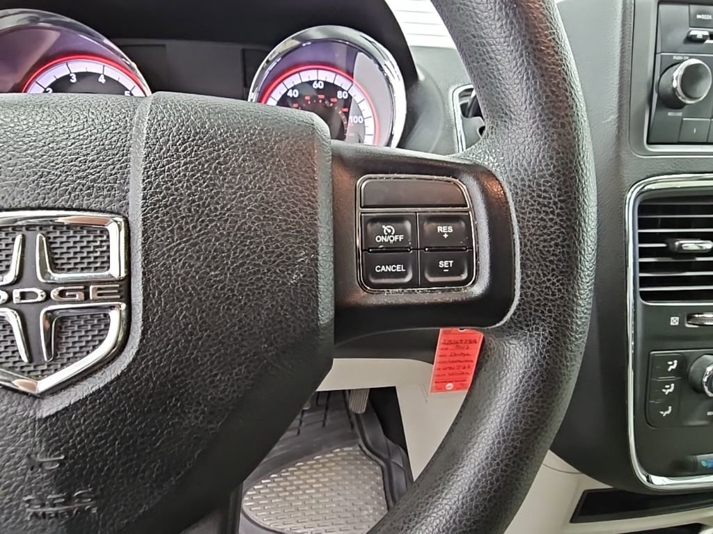 Used 2013 Dodge Grand Caravan SE image 20