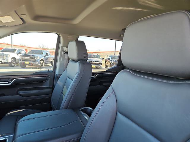 Used 2024 GMC Sierra 1500 SLT image 12