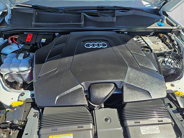 Used 2023 Audi Q7 3.0T Premium Plus AWD/4WD image 24
