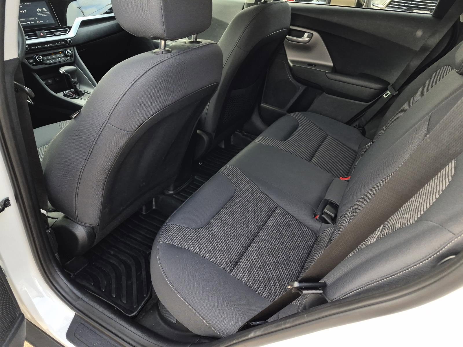 Used 2021 Kia Niro LX image 13