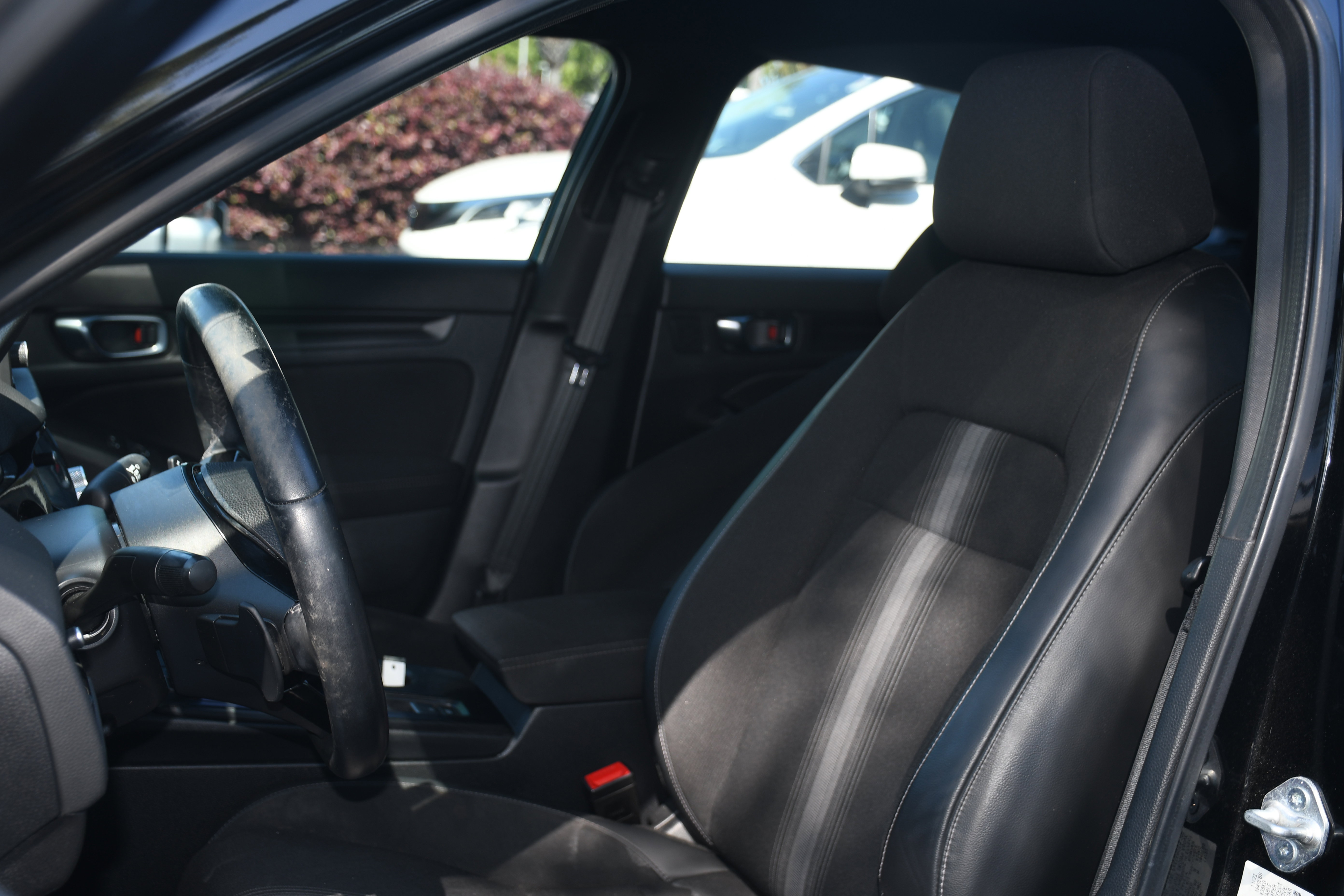 Used 2023 Honda Civic Sport image 11