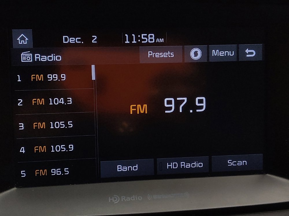 Used 2018 Kia Sorento LX image 25