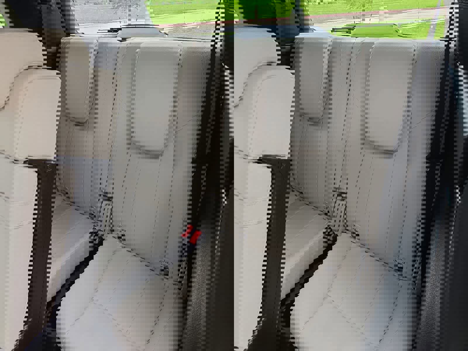 Used 2022 Mercedes-Benz GLB 250 image 36