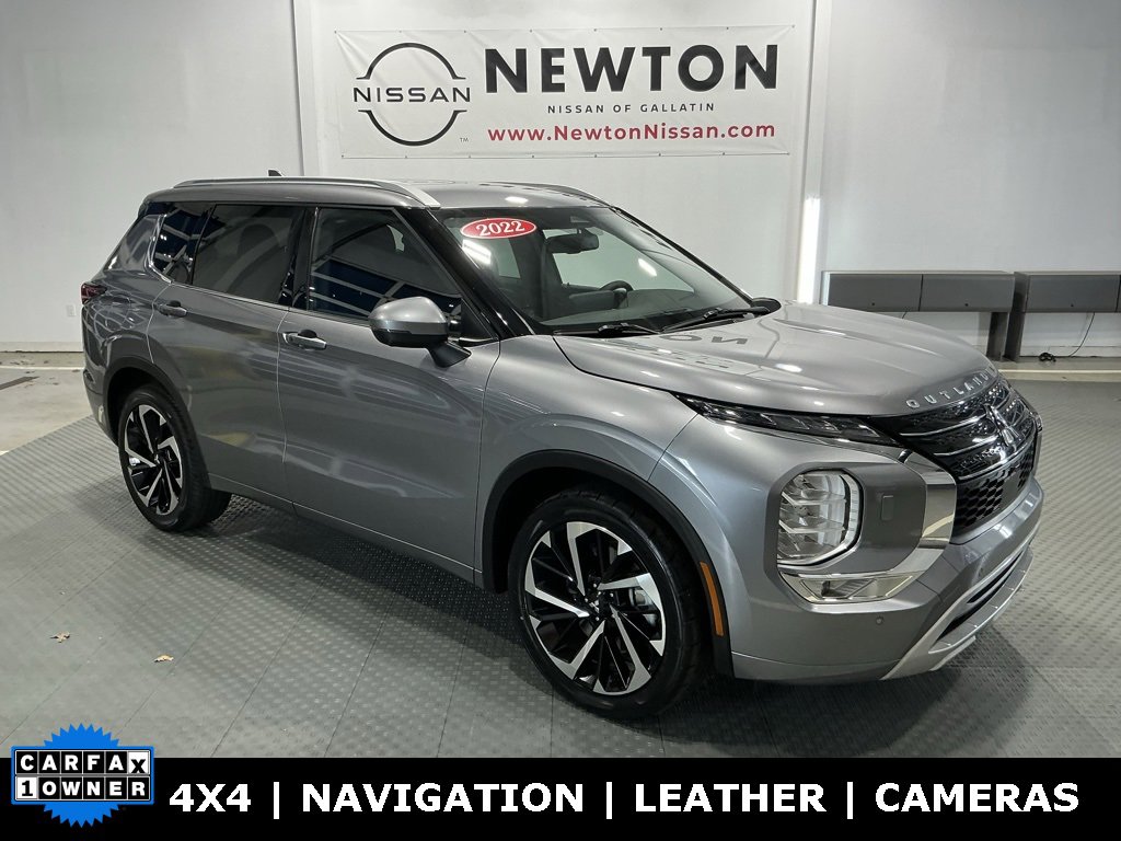 Used 2022 Mitsubishi Outlander SEL image 1
