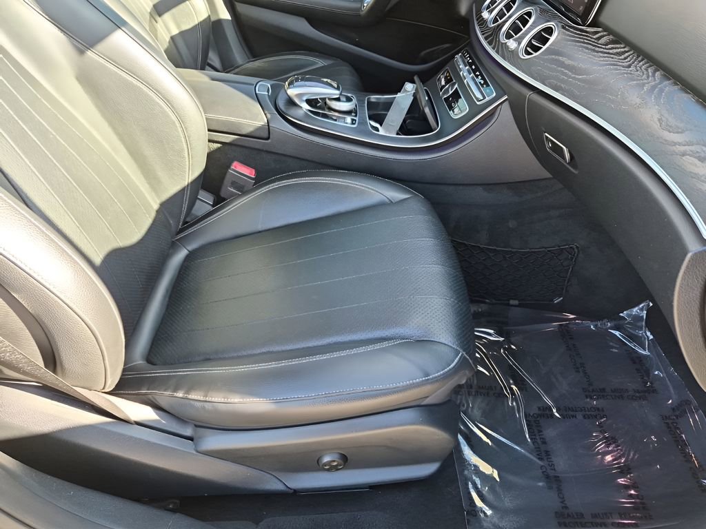 Used 2018 Mercedes-Benz E 300 image 16