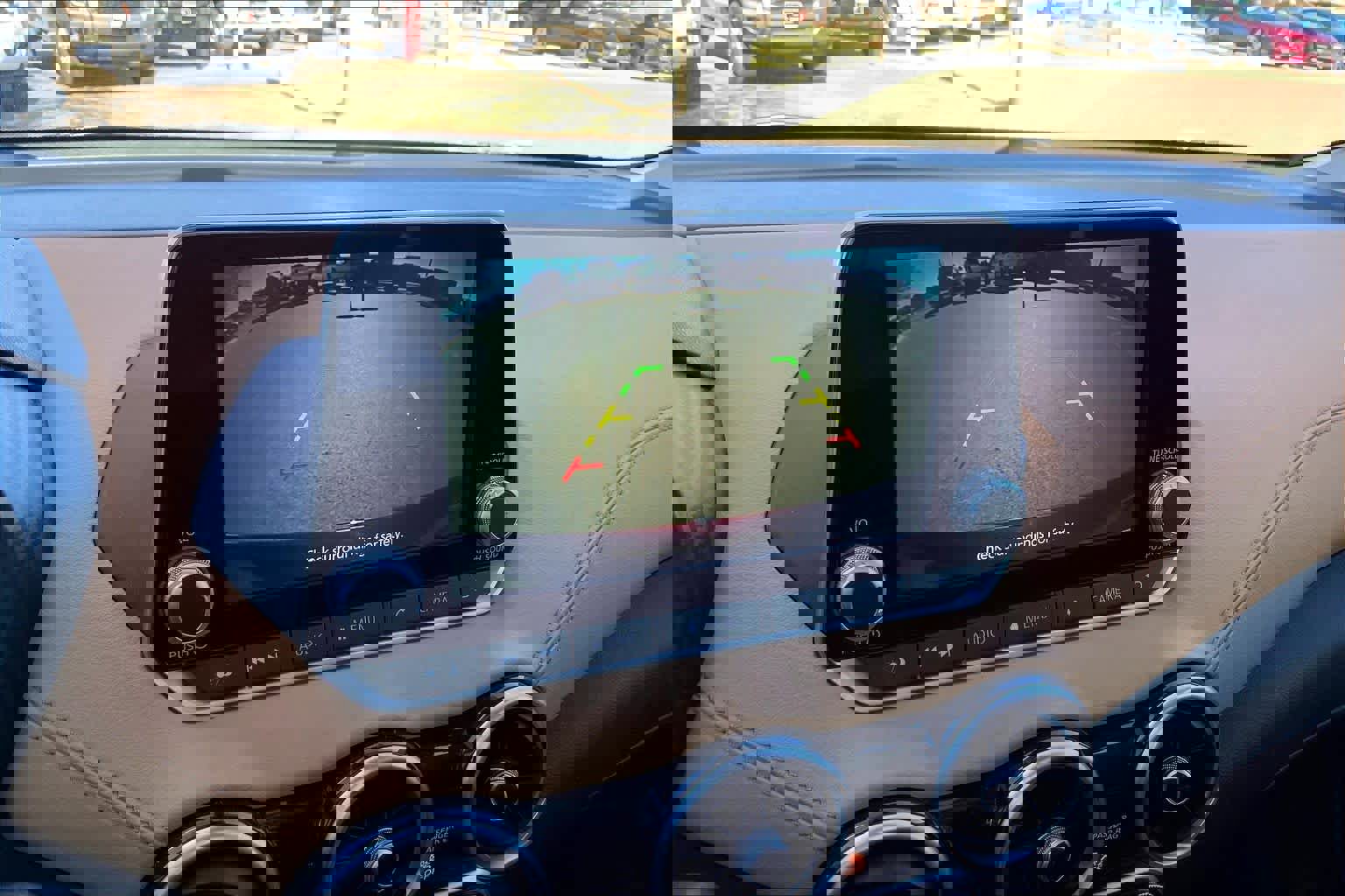 Used 2023 Nissan Sentra SV w/ SV Premium Package image 26