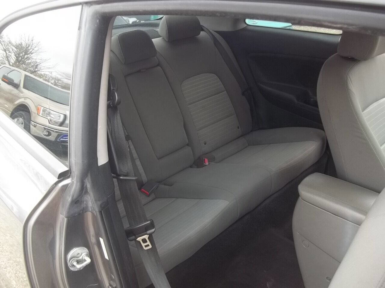 Used 2014 Hyundai Elantra image 11