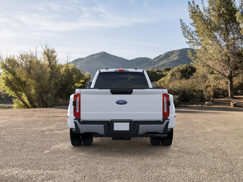 New 2026 Ford F450 XLT w/ XLT Premium Package image 5