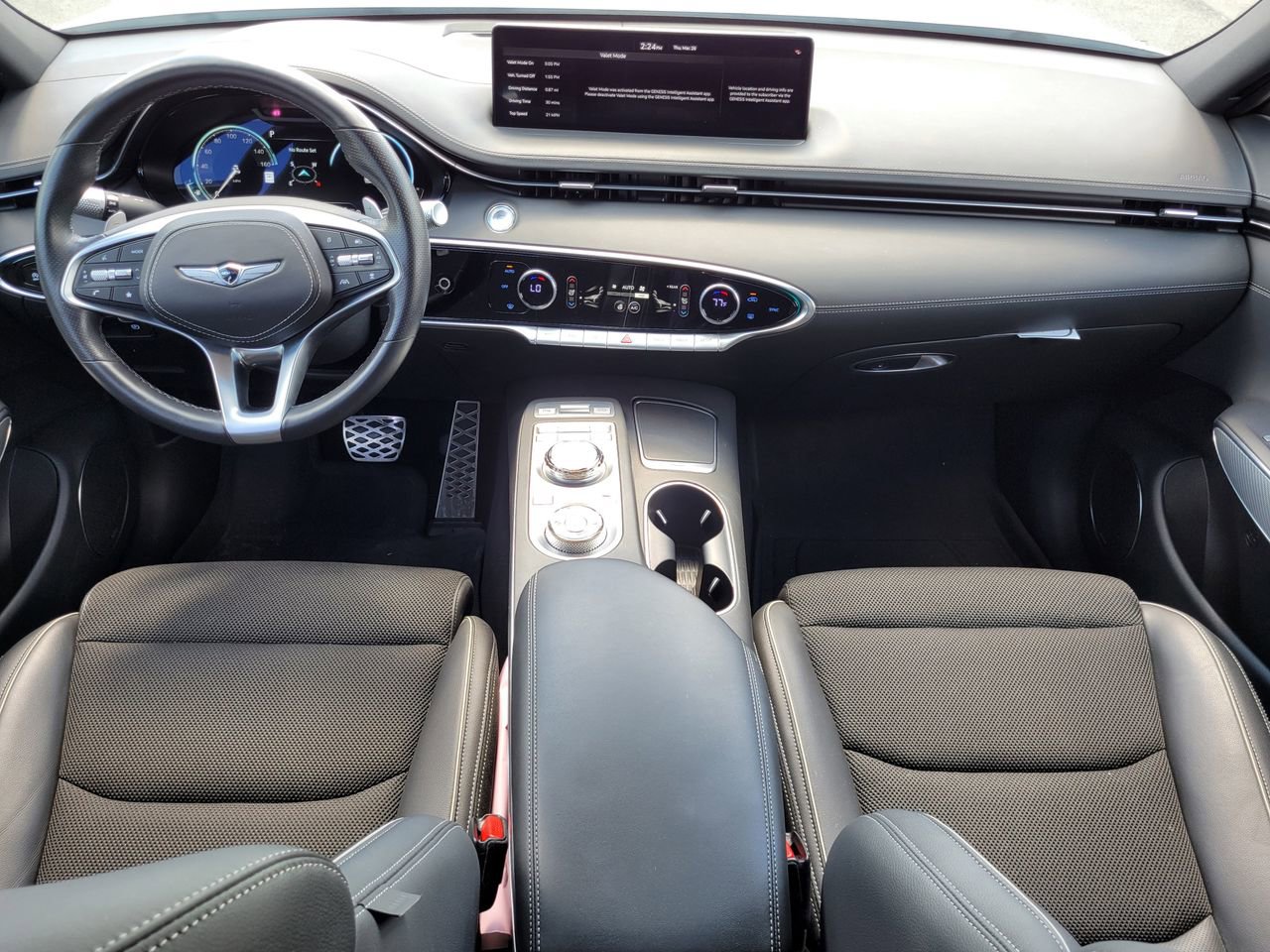 Used 2025 Genesis GV70 2.5T Sport Prestige w/ Sport Prestige Package image 17