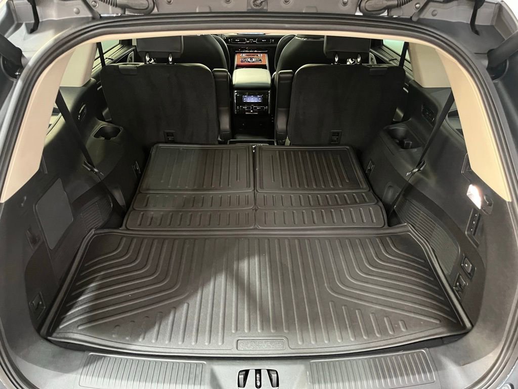 Used 2024 Lincoln Aviator Reserve w/ Equipment Group 201A image 13