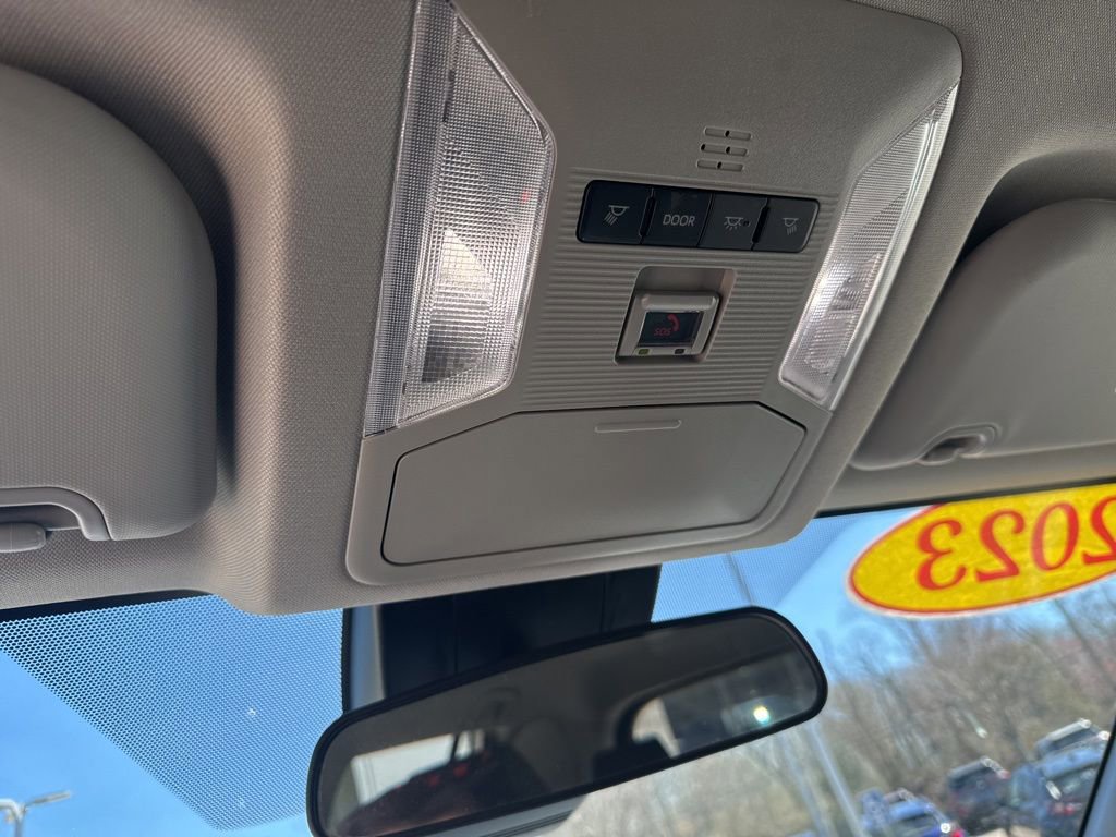 Used 2023 Toyota RAV4 LE image 17