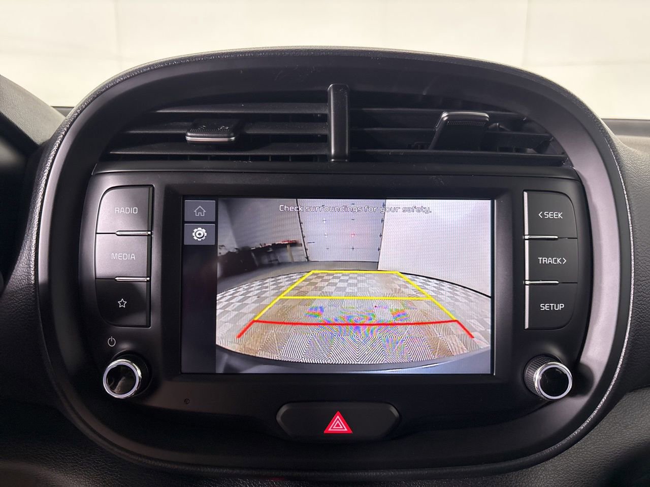 Used 2025 Kia Soul LX FWD image 15