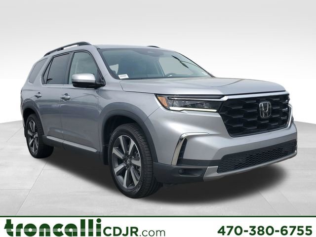 Used 2023 Honda Pilot Touring image 1