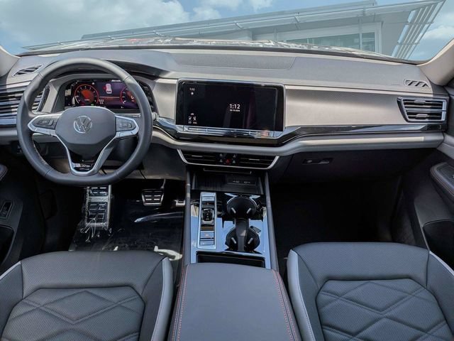 New 2026 Volkswagen Atlas Peak Edition AWD/4WD image 16