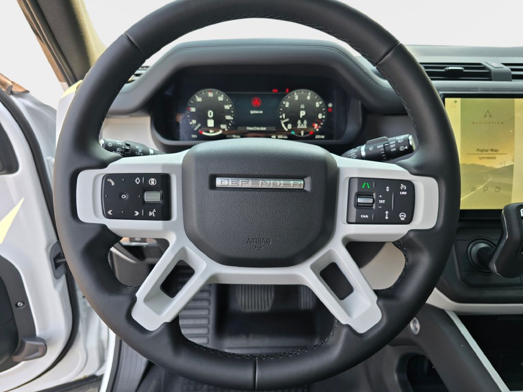 New 2026 Land Rover Defender 130 X-Dynamic SE AWD/4WD image 16