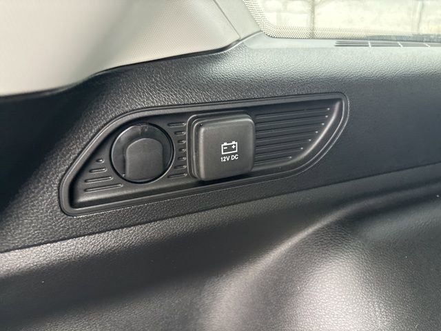 Used 2024 Jeep Grand Cherokee Laredo X image 14