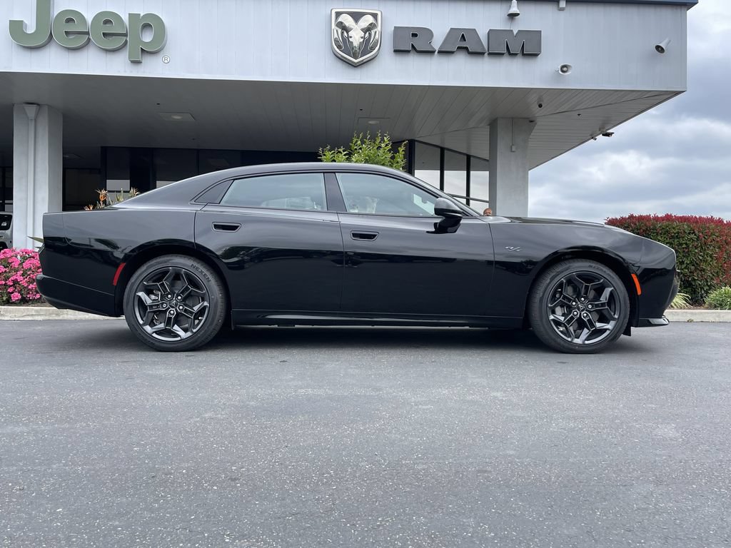 New 2026 Dodge Charger R/T w/ Blacktop Package AWD/4WD image 6