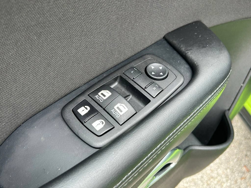 Used 2023 Dodge Challenger R/T RWD image 31