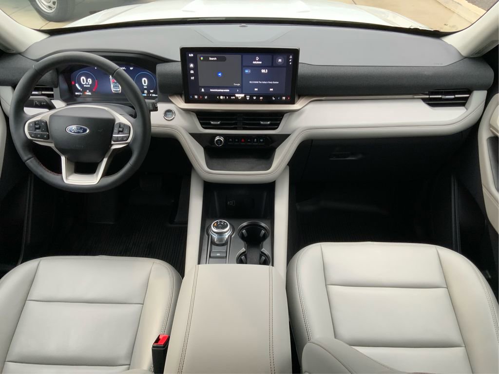 Used 2026 Ford Explorer Active w/ Active Comfort Package image 16