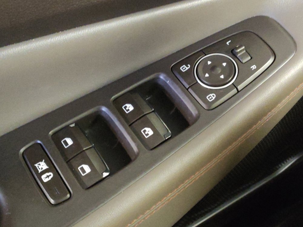 Used 2020 Hyundai Santa Fe SEL w/ Cargo Package FWD image 27