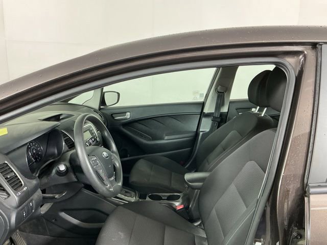 Used 2018 Kia Forte LX FWD image 10