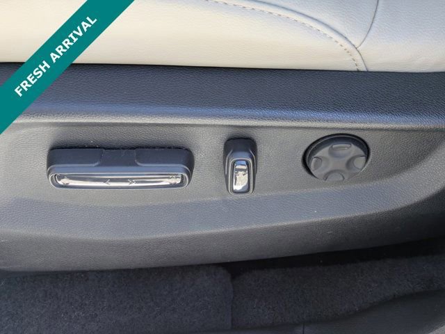 Used 2022 Honda CR-V Touring image 19