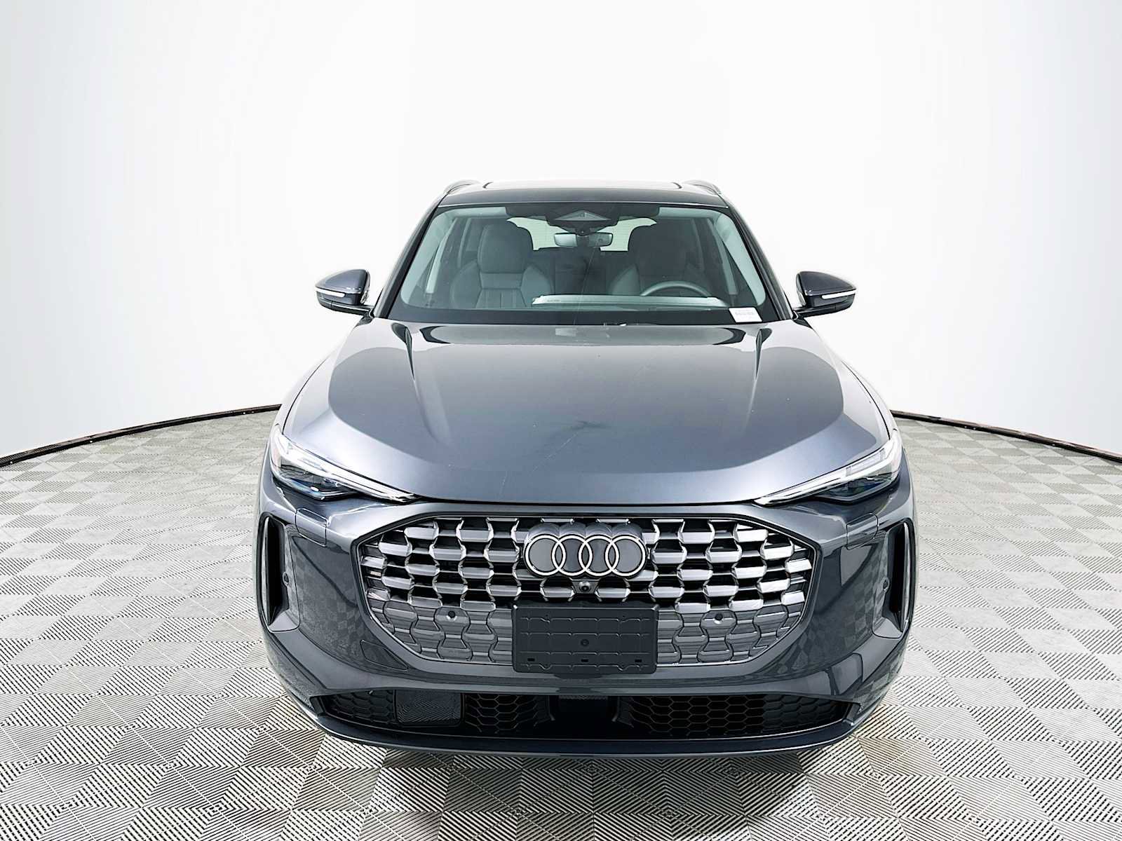 New 2025 Audi Q5 Premium Plus image 2