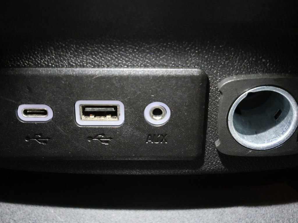 Used 2024 Chevrolet Malibu LT image 21