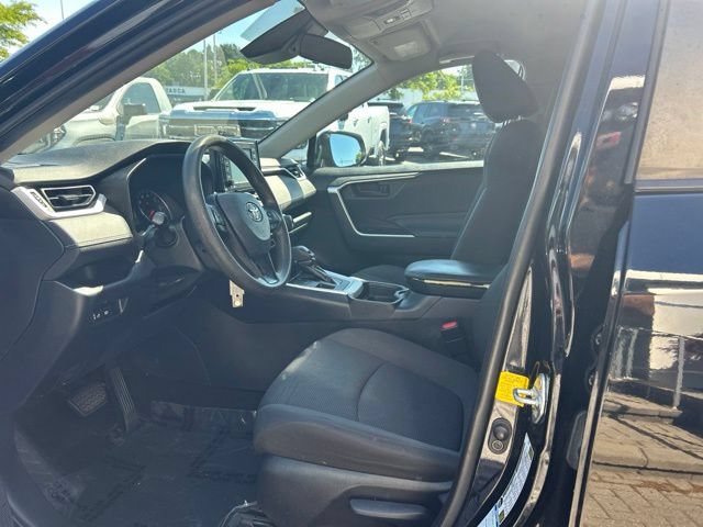 Used 2020 Toyota RAV4 LE w/ All Weather Liner Package AWD/4WD image 9