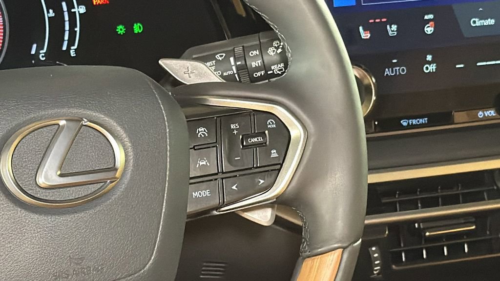 Certified 2024 Lexus RX 350 Premium w/ Accessory Package (Z1) image 21