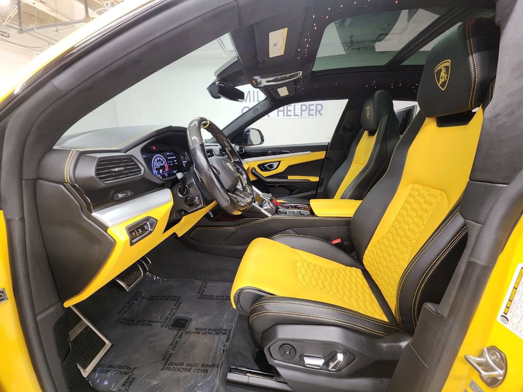 Used 2019 Lamborghini Urus image 12