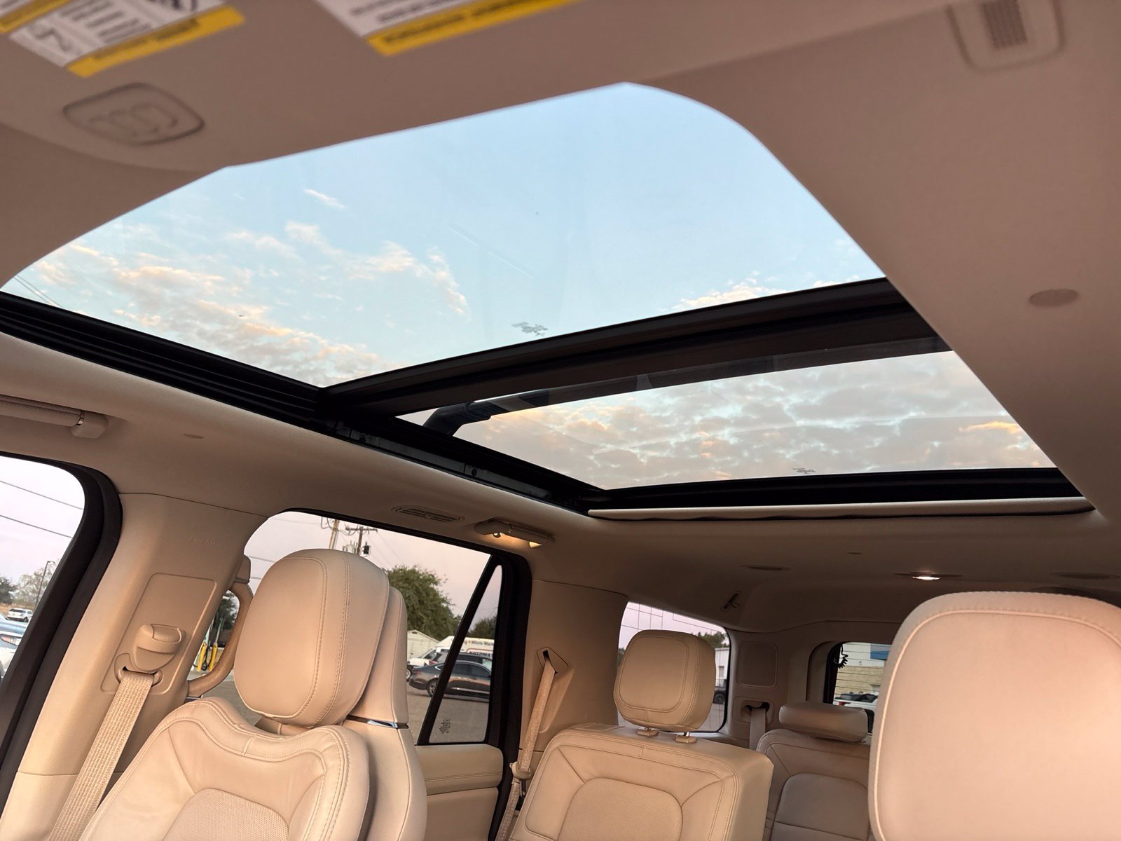 Used 2021 Lincoln Navigator Reserve AWD/4WD image 11