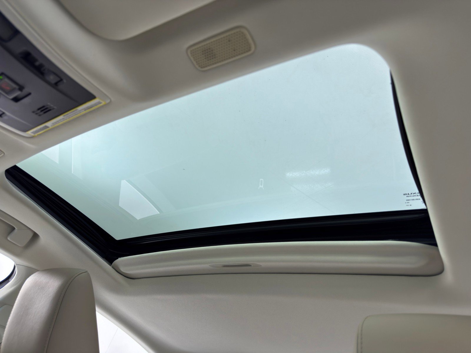 Used 2020 Lexus ES 300h w/ Premium Package image 11