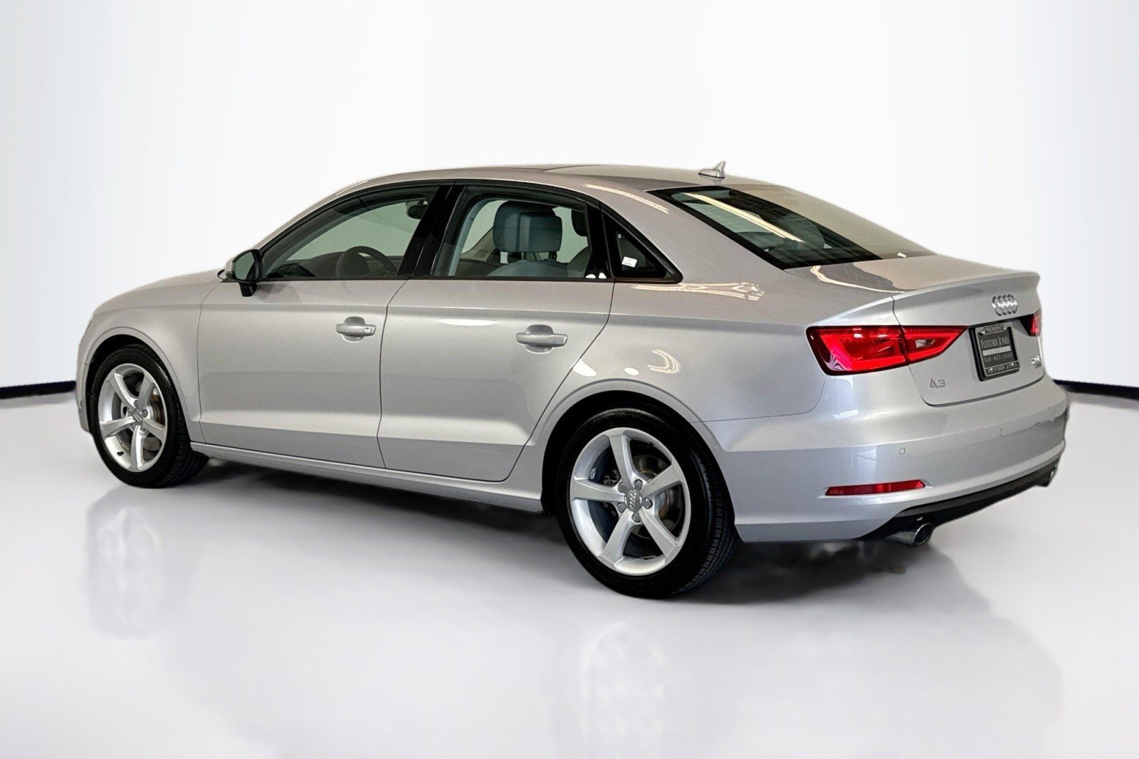 Used 2015 Audi A3 2.0T Premium image 7