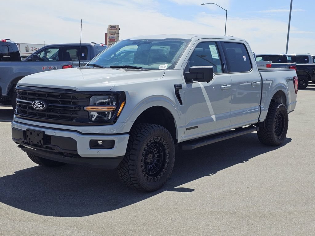 New 2026 Ford F150 XLT w/ Equipment Group 302A MID AWD/4WD image 4