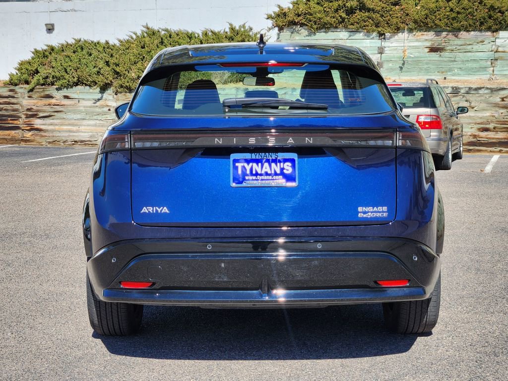 Used 2023 Nissan Ariya AWD image 6